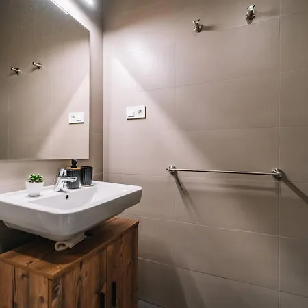 Ah Luxury Radnica Apartament